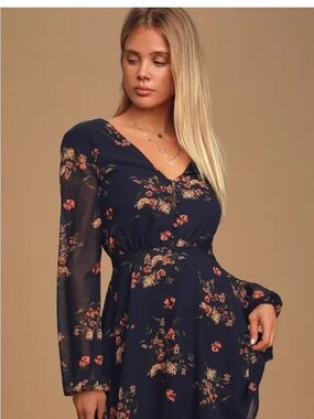 Lulu's Navy Floral V-Neck Long Sleeve Dress